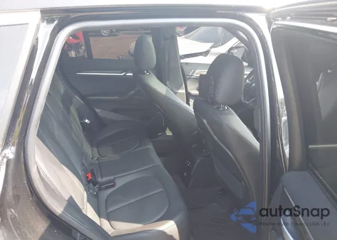 2017 BMW X1 xDrive28I из США, поврежденный, VIN WBXHT3C33H5F74534